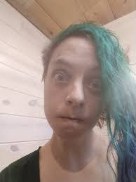 Jennifer Bozarth's Instagram, Twitter & Facebook