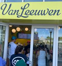 Robeks smoothie chain plans further expansion across Connecticut