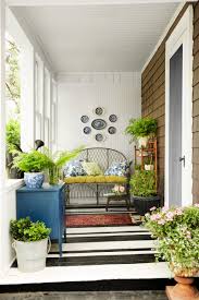 10 Must Follow Rules For Making A Small Space Beautiful Small House Pictures Tiny Cottage Decor Small House Decorating