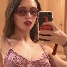 Naomi Townsend (naomitownsendx)