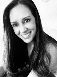 Carissa Lind's Instagram, Twitter & Facebook