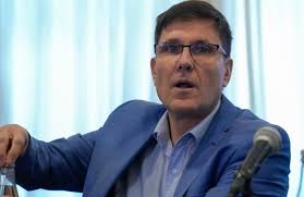 La provincia descontará el día a los docentes que no trabajen aunque haya  un paro nacional