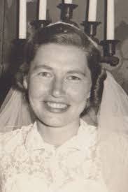 Eva Sargent's Instagram, Twitter & Facebook