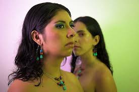 GOTA A GOTA. Una colección de empoderamiento femenino x Ambar Hernández