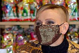 Elle adore changer de style. Charlene De Monaco Le Secret De Son Crane Rase Elle Dit Adieu Au Protocole Pour Une