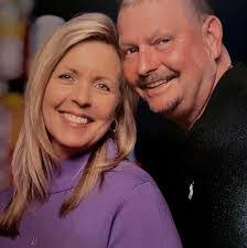 Brooke Ledbetter's Instagram, Twitter & Facebook