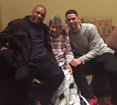The guard posted a hilarious video on instagram of him explaining to his girlfriend, audreyana michelle, that he was going to work out at the knicks facility tuesday on the team's day off. Mother Of Los Angeles Clippers Head Coach Doc Rivers Dies Afro