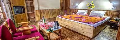Manali Honeymoon Package Cheap Honeymoon Packages For Kullu Manali Https Goo Gl Eaxcqn Cheap Honeymoon Packages Honeymoon Travel Cheap Honeymoon