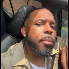 Zach trahan (@ZachTrahan)