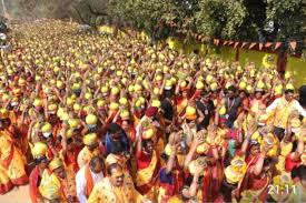नीलांचल की कलश यात्रा-एक परिधान में हजारों महिलायें, गोल्डन बुक ऑफ वर्ल्ड  रिकार्ड में दर्ज – Desh Digital
