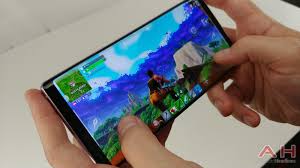 Masing masing dan setiap dari kalian sangat berarti banyak bang, nih kira2 hp ini bisa gk main fortnite mobile pas full release?: Apply Fortnite On Samsung