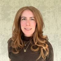 10 "Olivia Olmos" profiles