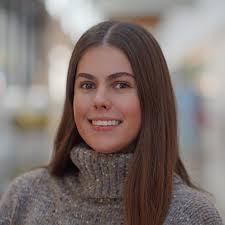 Student Spotlight 🌟 Olivia Madera is a junior majoring in communication  with an emphasis in journalism and a minor in film and television. She is  managing editor and news editor of The