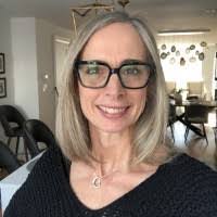 Heather Aspinwall's Instagram, Twitter & Facebook