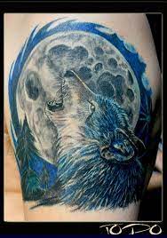 Moon Tattoos And Meanings Beautiful Moon Tattoos Designs And Ideas Full Moon Tattoo Wolf And Moon Tattoo Moon Tattoo