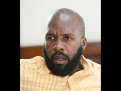 Bennett pours praise