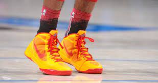 Elevate your game with the nike zoom hyperfuse 2013. Kyrie Irving S 10 Best Nike Basketball Shoes Nicekicks Com