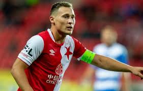 Poté přidal v lize mistrů gól proti barceloně a následně fauloval messiho. Efotbal Cz Liga Mistru Boril Vime O Co Hrajeme Je To Pro Nas Dalsi Meta