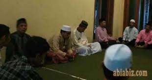 Ada sebuah hadis yang mengatakan bahwa, jika seseorang meninggal dunia, maka terputuslah amalannya kecuali tiga perkara. Doa 40 Hari Orang Meninggal Dalam Islam Sesuai Sunnah Abiabiz