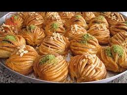 Baklava Acmasini Bilmiyorsan Dert Etme Bu Tarif Tam Sana Gore Oklavasiz Youtube Yemek Tarifleri Yemek Saglikli Tatlilar