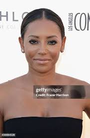 1,344 Mel Harrison Photos & High Res Pictures