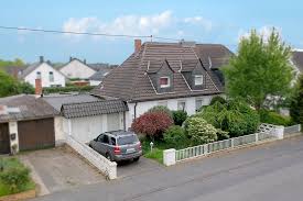 Einfamilienhaus kaufen in 53359 rheinbach. Charmante Doppelhaushalfte Mit Nebengebaude Garage Und Viel Potenzial Zentral Gelegen In Buschhoven Gutelhofer Immobilien