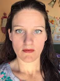 Nich couldn't resist the smell. 😋😋😋🍗🍗🍗