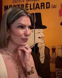 Susan Mobley's Instagram, Twitter & Facebook