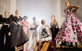 Carolina herrera nos presenta su nueva colección de vestidos de novia 2011. Vestidos De Novia En Tendencia Para El 2021 Por Carolina Herrera