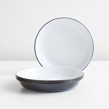 Black And White Plates Set Falcon Black Enamelware Deep Plates Set Of 4 Enamelware Deep Plate Black And White Plates
