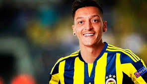 Soccer, mesut ozil, german, mesut özil. Mesut Ozil Den Fenerbahce Taraftarini Heyecanlandiran Paylasim