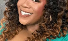 Lindsay Townsend's Instagram, Twitter & Facebook