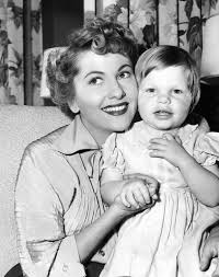 Joan Fontaine With Her Daughter Debbie Olivia De Havilland Old Movie Stars Celebrity Families
