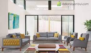 Desenli koltuklarla desenli perdeler kullanmak dekorasyonda kaotik bir hava oluşmasına sebep olur. Koltuk Renk Uyumu Ve 2020 Yeni Renk Kombinleri