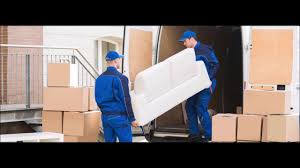 Furniture Delivery Helping Moving Furniture In Omaha Ne Price Moving Packers And Movers Moving Services Moving Company