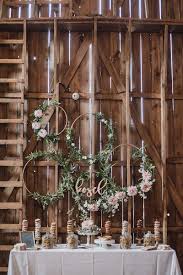 A Sweet Diy Barn Wedding At Nixon Farms In Michigan Barn Wedding Decorations Barn Wedding Barn Wedding Reception