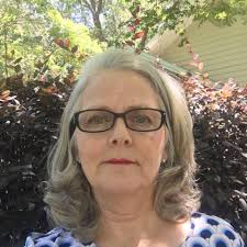 REDUCED! Priced to sell with great location 3648 HILLIARD RD JACKSONVILLE,  FL 32217 This lovely home is nestled