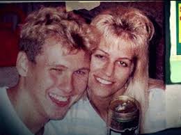 Vraždící Barbie a Ken: Vražedkyně s českými kořeny obětovala 15letou sestru 