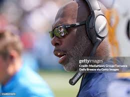 394 Anthony Breeze Stock Photos, High-Res Pictures, and Images