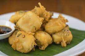 Tahu Krispi Tahu Yang Digoreng Dengan Tepung Krispi Dipotong Kecil Kecil Dan Dicocol Dengan Sambal Kecap Bawang Putih Gurih Dan Nagih Pastinya