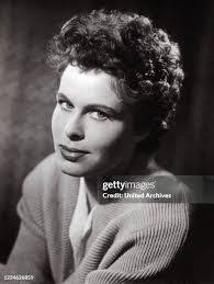 Barbara Bold's Instagram, Twitter & Facebook