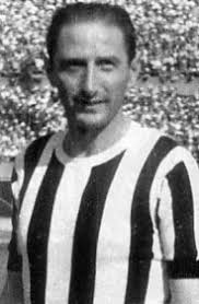 Con efe de fútbol: 2010