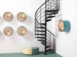 Focus sur 15 escaliers en colimaçon pour s'inspirer. Escalier Helicoidal Toutes Les References D Escaliers En Colimacon L Echelle Europeenne