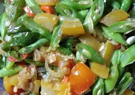 Coba yuk bikin menu spesial yang gampang banget untuk dibuat ini, cumi asin masak cabe ijo! Bahan Membuat Tumis Krecek Buncis Cabe Hijau Sempurna