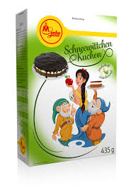 Schneewittchen is a really beautiful young woman and as the fairytale says, her hair as black as ebony, her skin as white as snow, and her lips as red as blood. Schneewittchen Kuchen Geha Muhlen Back Gmbh