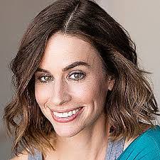 Lisa Leitner's Instagram, Twitter & Facebook