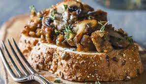 100g di funghi porcini (io ho usato quelli congelati), passata di pomodoro (circa mezzo. Ricetta Crostini Silvestri Le Ricette Di Buonissimo