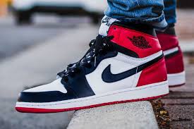 The Air Jordan 1 Retro Black Toe Now Has An Official Release Date Womens Fashion Sneakers Nike Shoes Women Nike Shoes Women Fashion