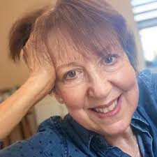 Julia Key Mitchell (@JamredrabbitKey)