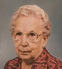 Ella and John Borkenhagen (2nd and 3rd from left)